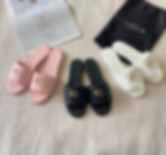 C**** SANDALS